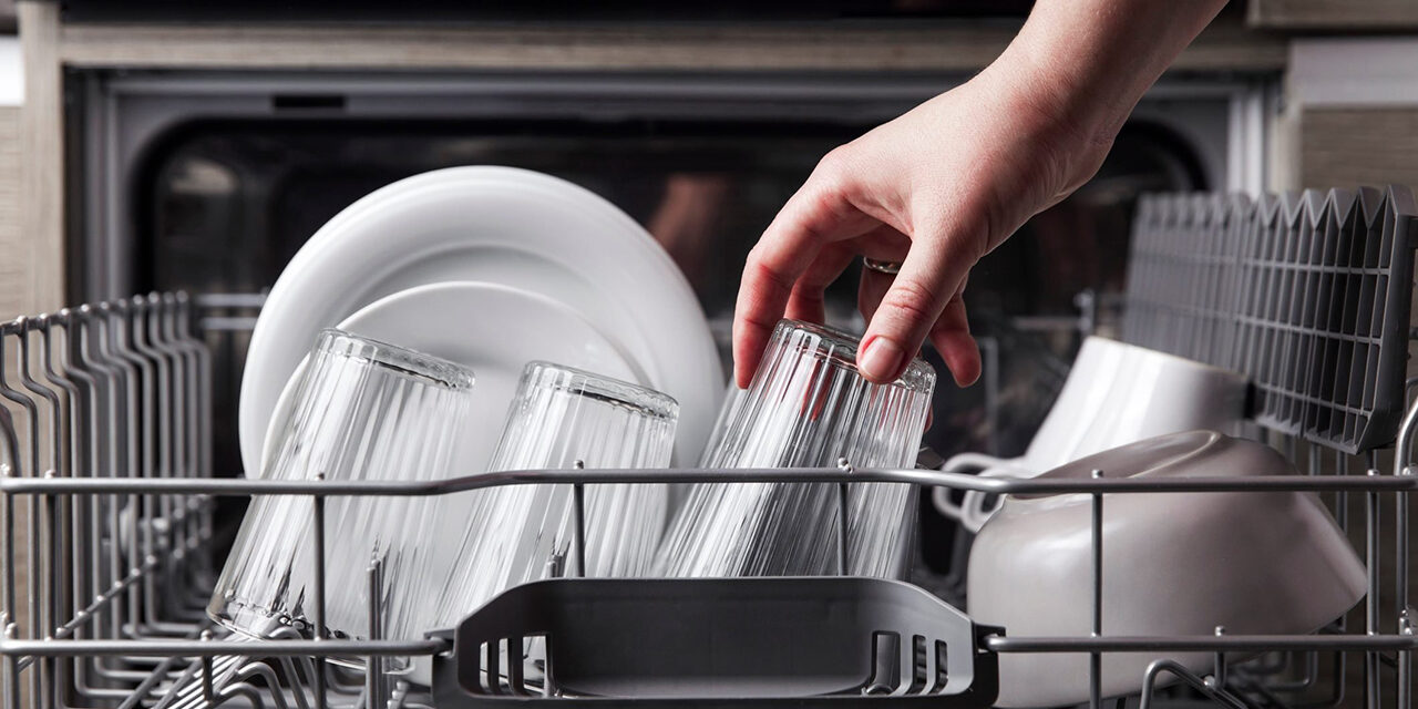 posudomoechnaya-mashina-ne-moet-prichiny-i-chto-delat