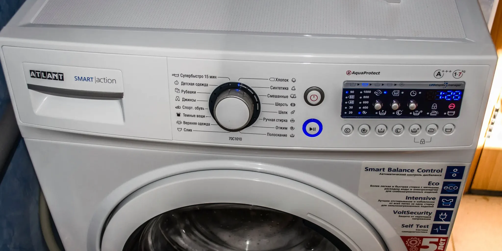 Ошибка F4 в стиральных машинах Ошибка F4 в стиральных машинах