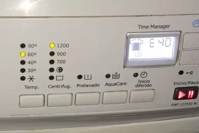 Ошибка E40 в стиральной машине Electrolux Ошибка E40 в стиральной машине Electrolux