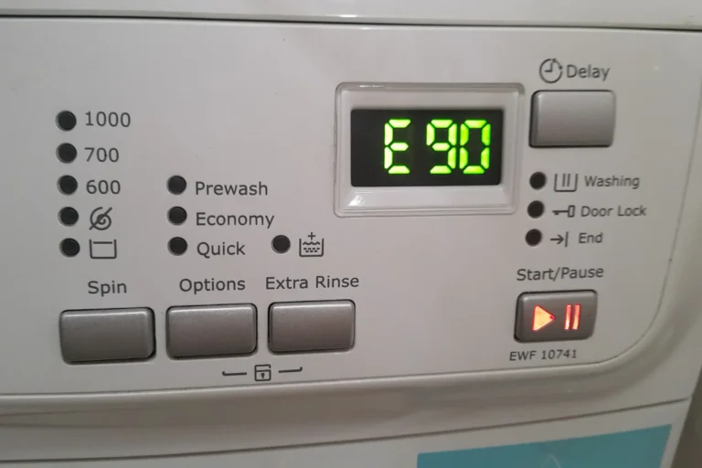 Ошибка E90 в стиральной машине Electrolux Ошибка E90 в стиральной машине Electrolux